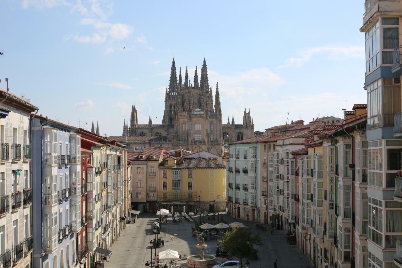 Atuaire Home Preciosa Vivienda Vistas A La Catedral Parking Incluido Burgo Eksteriør billede